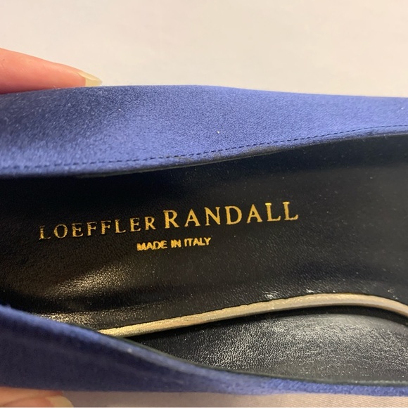 Loeffler Randall Made in Italy Blue Satin Flats Womens Size 7.5 - Picture 6 of 10